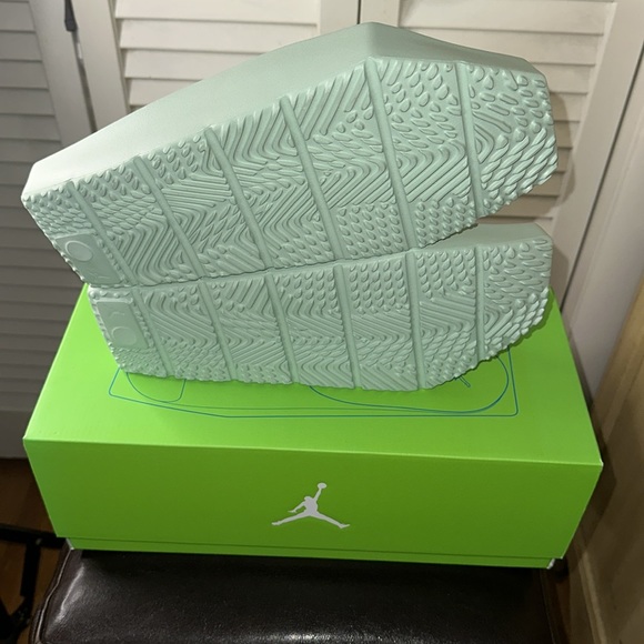 WMNS Jordan Hex Slide…”Pistachio Frost” - Picture 7 of 7